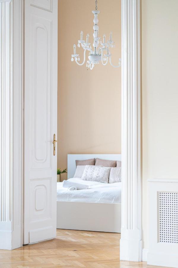 Matilda Luxury Suite Apartment Budapest Kültér fotó