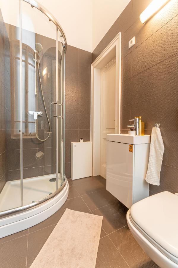 Matilda Luxury Suite Apartment Budapest Kültér fotó
