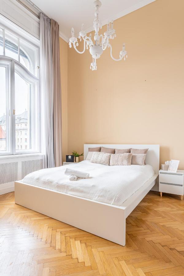 Matilda Luxury Suite Apartment Budapest Kültér fotó